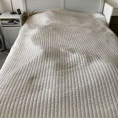 IKEA　ダブルベッド　150ｘ210