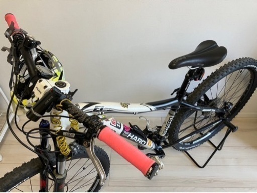 【掲載6/22、23AM迄】自転車　クロスバイク　マウンテンバイク　シクロクロスバイク