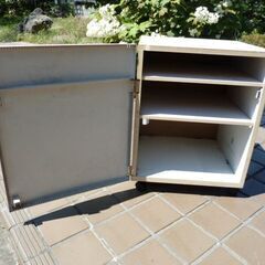 無料！　コピー機用　キャビネット　中古品！　の画像
