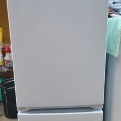 【自社配送可能】ヤマダ　冷蔵庫　156L　2022年製　YRZ-...