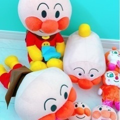 新品多数 24個 アンパンマンぬいぐるみ大量の画像