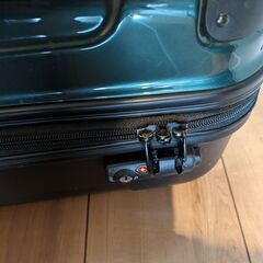 スーツケース 小（グリーン）  TSAロック付きの画像