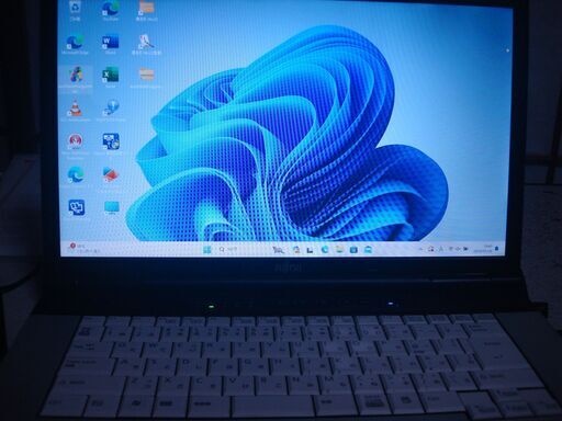 【値下げしました】Windows11ホーム富士通ノートPC　/　office使用できます。