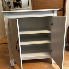 IKEA BRUSALI ブルサリ キャビネットの画像