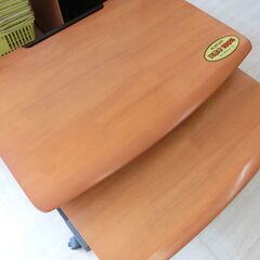 【おみせっち】値下げしました❗美品 ELECOM 家庭用キャスター付きパソコンデスク 天然木１００％の画像