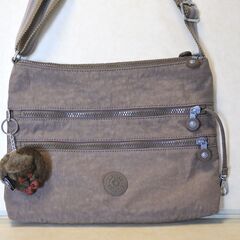 Kiplingショルダーバッグ　