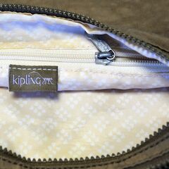 Kiplingショルダーバッグ　の画像