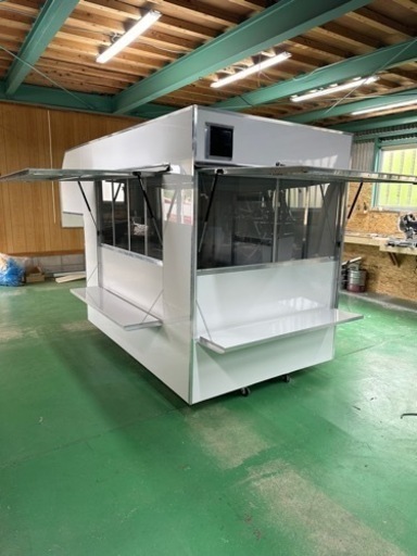 キッチンカーシェルBOX