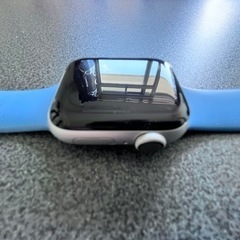 美品アップルウォッチ4  の画像