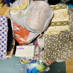 手芸用品　端切れ　毛糸　フェルト