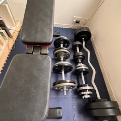 ベンチ台とダンベル一式
セットスポーツ フィットネス、トレーニング