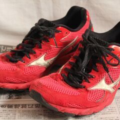 ミズノ　ランニングシューズ　ウェーブエアロ　26.5㎝