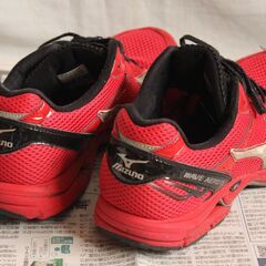 ミズノ　ランニングシューズ　ウェーブエアロ　26.5㎝の画像