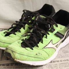 ミズノ　ランニングシューズ　ウェーブエンパイア３　26㎝