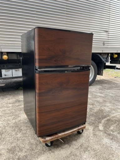 近隣送料無料!! 激安販売!! オシャレな木目調✨️ 2019年 90L2ドア冷蔵庫 TOHOTAIYO