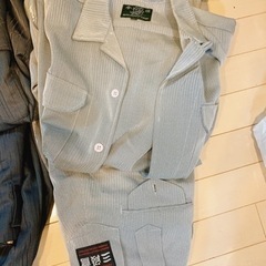 【19日16時まで】作業服3着セット　Mサイズの画像