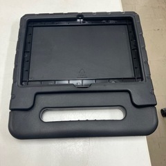 ☆値下げ☆K2406-499 ipadケース＋フィルム2枚セット バラ売り不可 対応機種不明 中古の画像