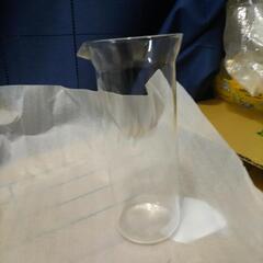 ガラス  水入れ？