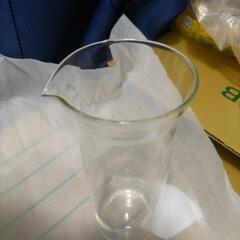 ガラス  水入れ？の画像