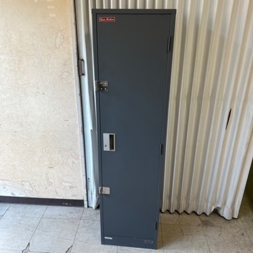 東洋事務器　ガンロッカー