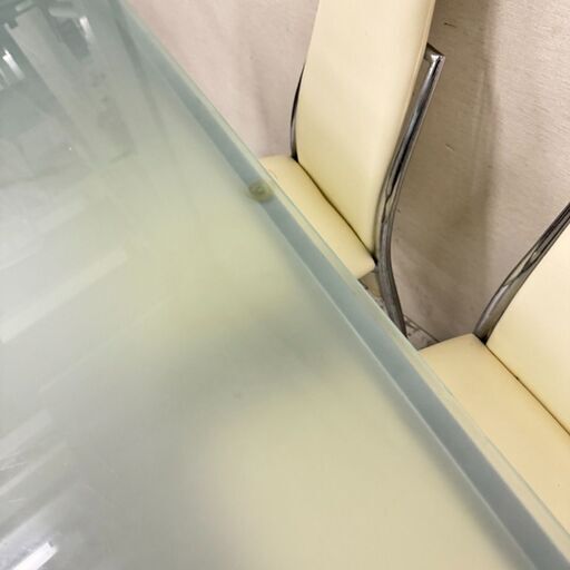  17651   ガラス天板 ダイニングテーブルセット５点   ◆大阪市内・東大阪市他 6,000円以上ご購入で無料配達いたします！◆