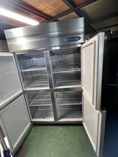 ホシザキ縦型冷凍冷蔵庫 1冷凍3冷蔵 2014年 最高