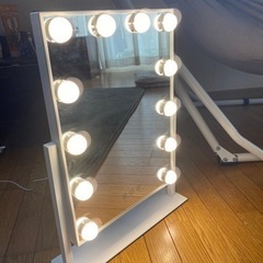 決まりました　LEDライト　女優ミラー✨の画像
