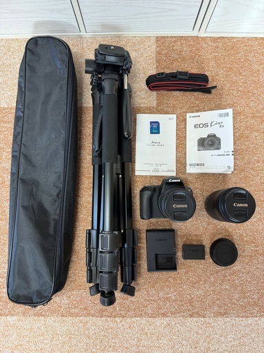 【中古美品】Canon EOS Kiss X9 ダブルズームキット ブラック