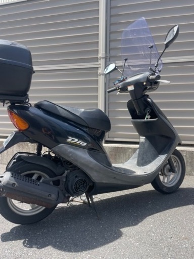 Dio 原付バイク荷物入れ付き
