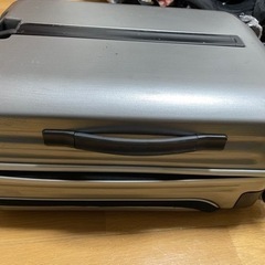 【中は綺麗です】サムソナイト　スーツケース　シルバーの画像