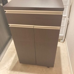 (取引中)お譲りします/収納付き2口ゴミ箱の画像