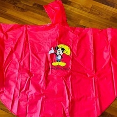 赤青2枚セットレインポンチョ☔️Disneyの画像