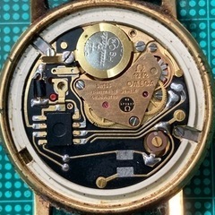 【キクヤ】　時計の電池交換　700円より　ブランド物は￥1…