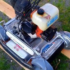 スパイダーモア　AZ850A  オーレック　斜面畔草刈り機の画像