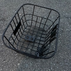 子供用自転車のカゴの画像