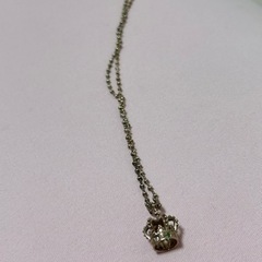 クラウンネックレスの画像