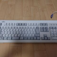 富士通　KB-3920F