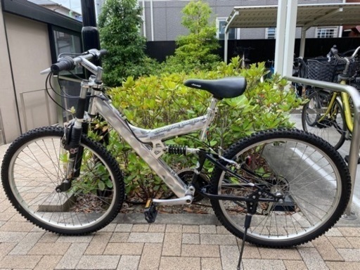 JEEP 自転車 クロスバイク マウンテンバイク　26インチ