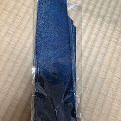 未使用のネクタイ　4本（青3本、黒1本）の画像