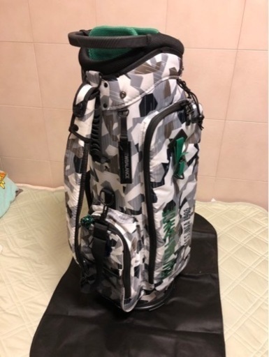 ニューバランス　ゴルフキャディーバッグ