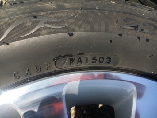 車のパーツ タイヤ、ホイール