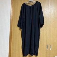 UNIQLO   JWANDERSON リネンブレンドギャザーワンピースの画像