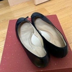 ユニクロ黒パンプス☆24.5センチくらいの画像