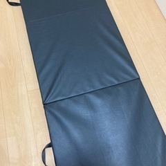 【取引決定】折りたたみ　ヨガマット　黒