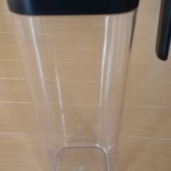 麦茶ポットの画像
