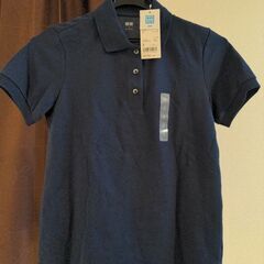 ユニクロ　ポロシャツ　S　紺　未使用