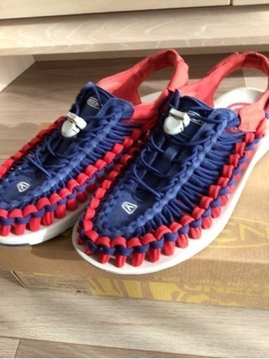 KEEN UNEEK キーンユニック　サンダル　26.5cm  未使用