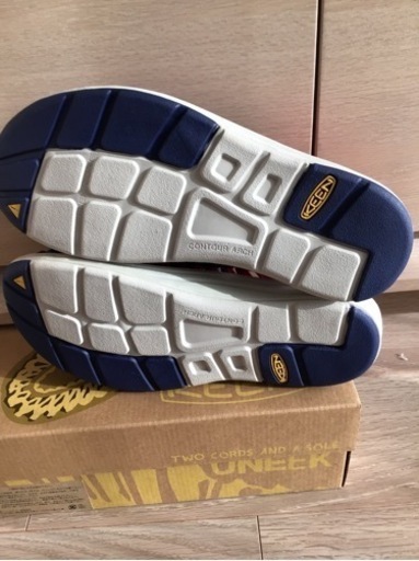 KEEN UNEEK キーンユニック　サンダル　26.5cm  未使用