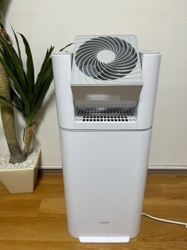 【取引中】★アイリスオーヤマ 衣類乾燥除湿機 2021年製★