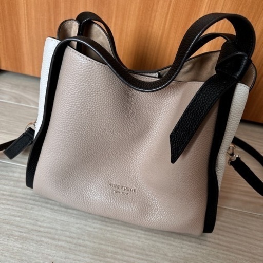 ケイトスペード　バック